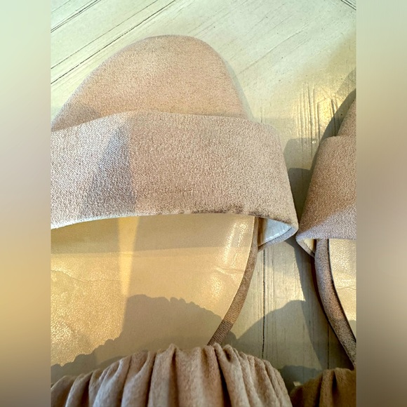 Nine West Women’s Mule Clogs Two Strap Sandals Size 8 Tan - Picture 4 of 9